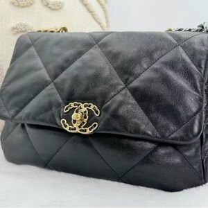 Chanel Black Quilted Shoulder Bag with Gold Accents